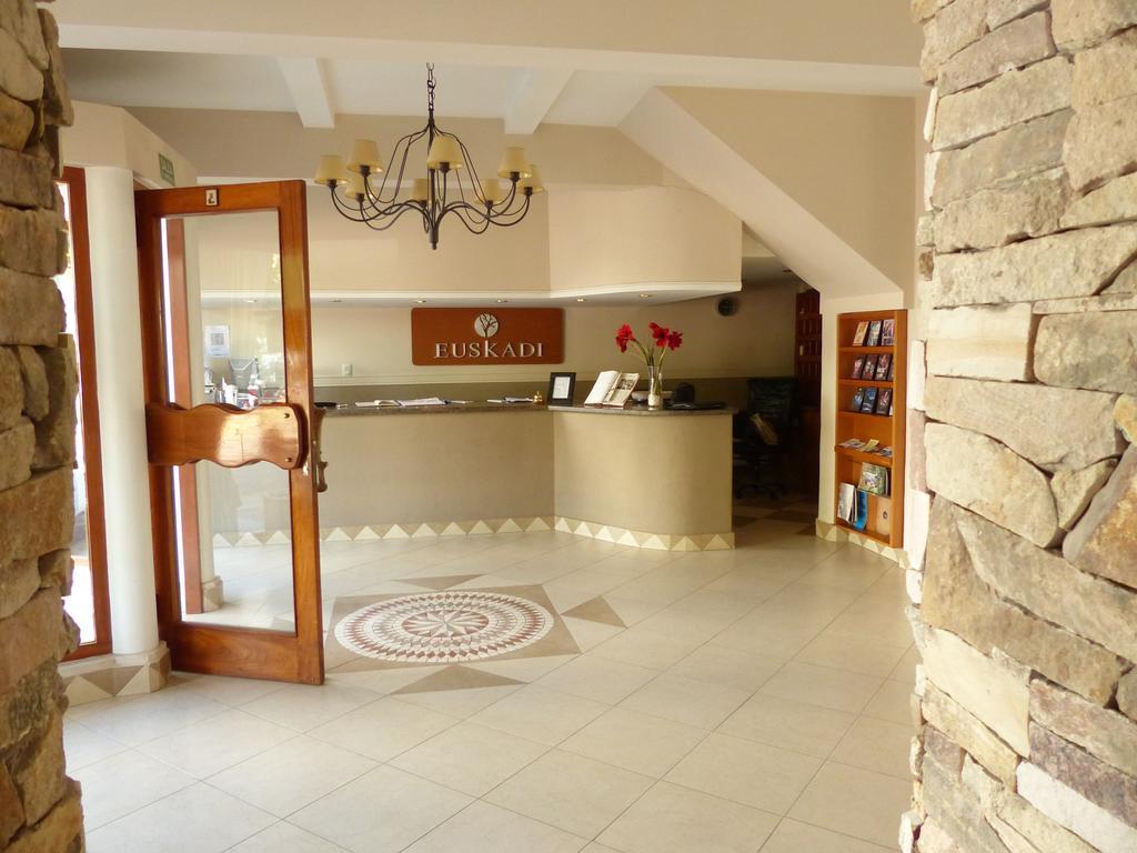 Euskadi Hotel General Pico Εξωτερικό φωτογραφία